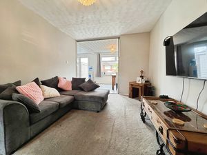Lounge- click for photo gallery